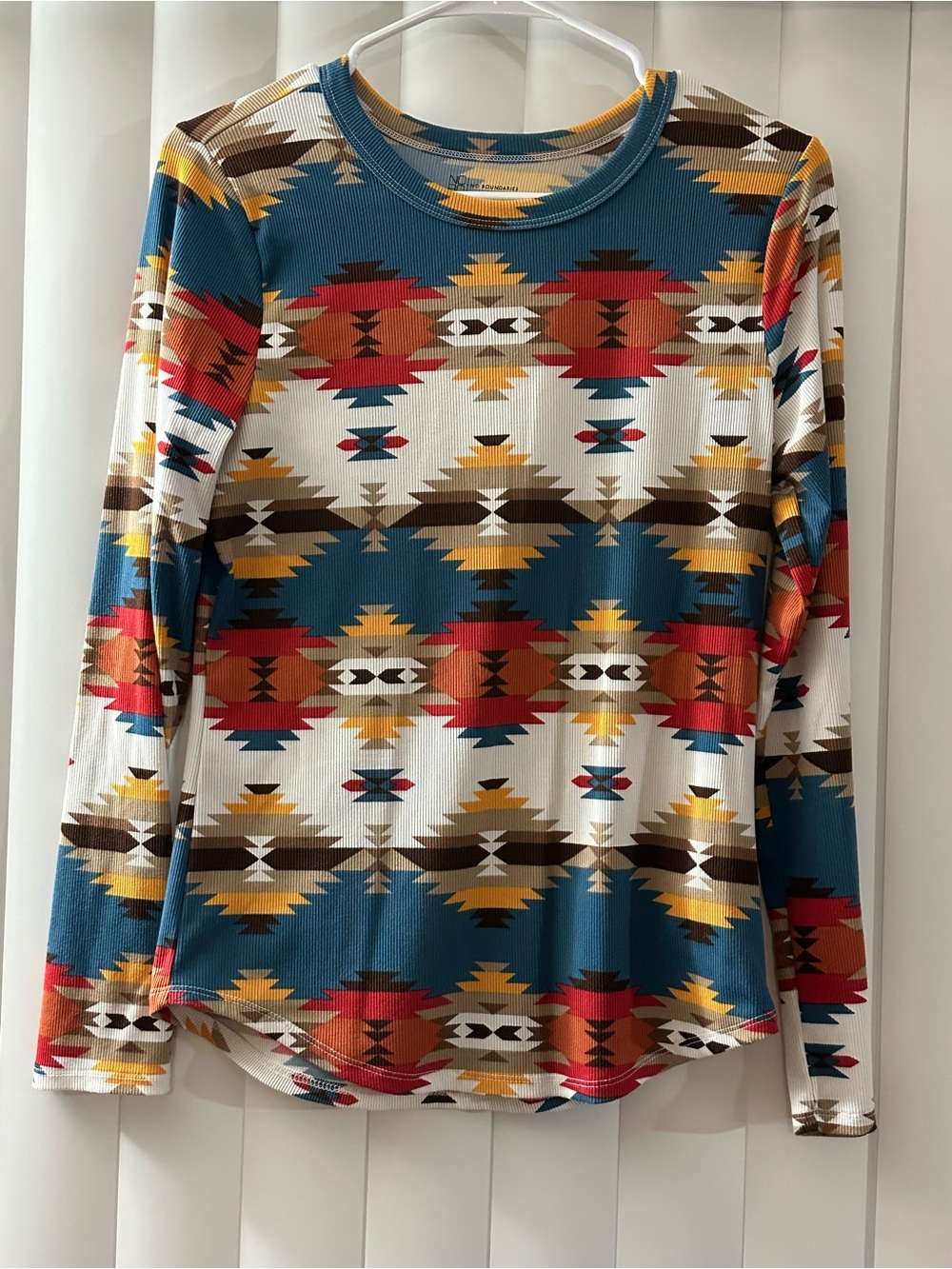 Women’s Aztec-Print Long Sleeve Top in Teal and Cream